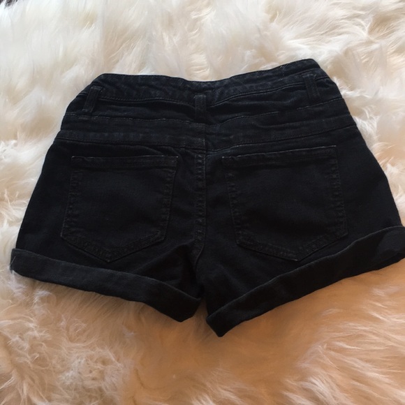 Xhilaration high waisted shorts - Picture 2 of 5